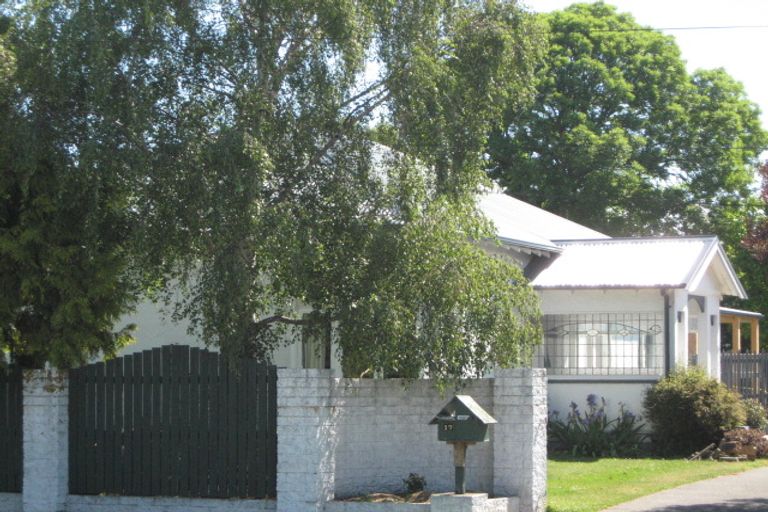 Photo of property in 17 Petrie Street, Richmond, Christchurch, 8013