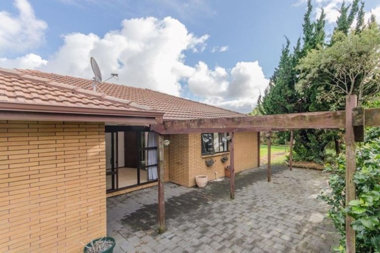 Photo of property in 103 Carnoustie Drive, Wattle Downs, Auckland, 2103