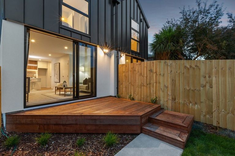 Photo of property in 2/31 Cleveland Street, Edgeware, Christchurch, 8013