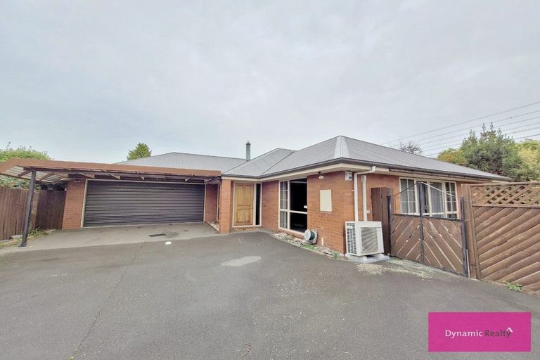 Photo of property in 85c Middlepark Road, Sockburn, Christchurch, 8042