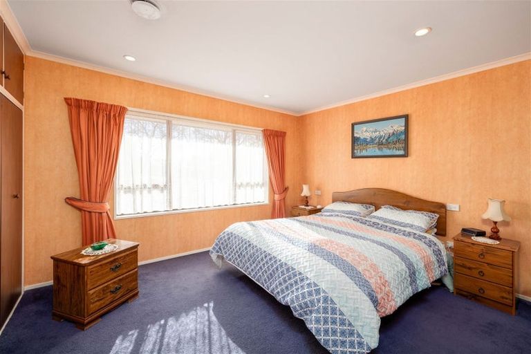 Photo of property in 8 Elvira Court, Bishopdale, Christchurch, 8053