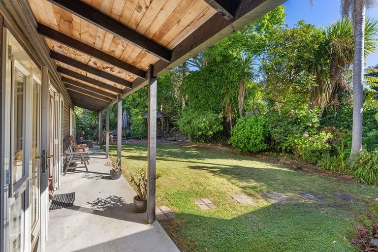 Photo of property in 8 Rata Street, Waikanae, 5036