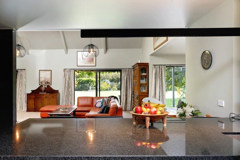 Photo of property in 14 Stock Road, Bridge Pa, Hastings, 4175