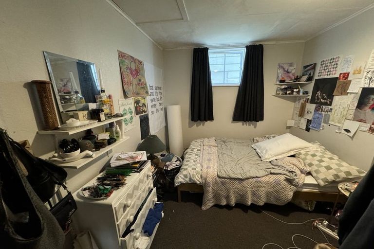 Photo of property in 239 The Terrace, Te Aro, Wellington, 6011