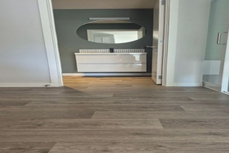 Photo of property in Unit 101, Level 1, 101/14 Laings Road, Hutt Central, Lower Hutt, 5010