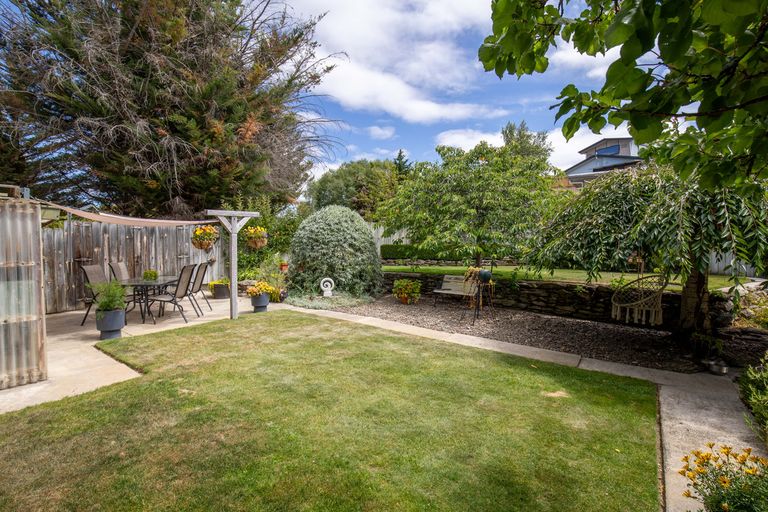 Photo of property in 59 Kamaka Crescent, Bridge Hill, Alexandra, 9320