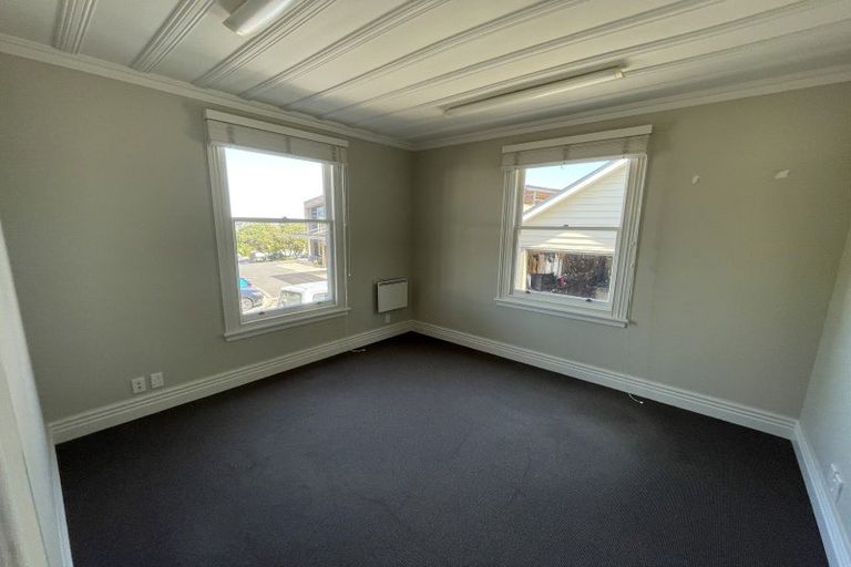 Photo of property in 212 Lake Road, Northcote, Auckland, 0627