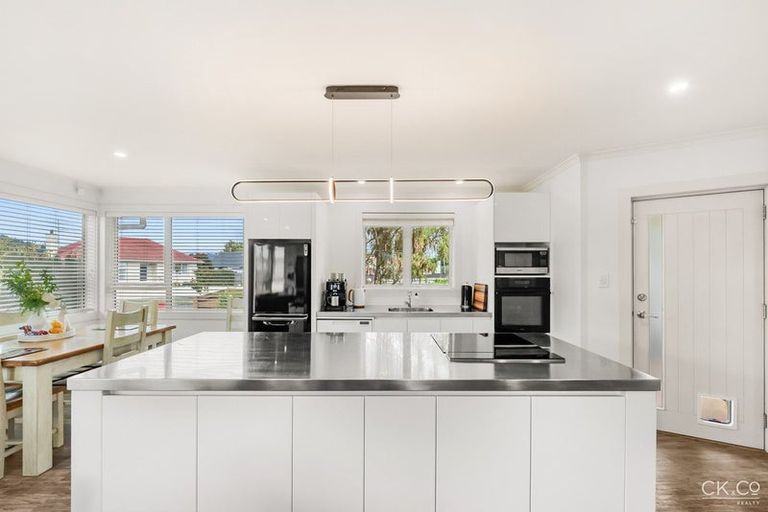 Photo of property in 22 Mcleod Street, Elderslea, Upper Hutt, 5018