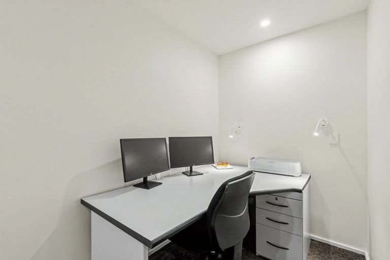 Photo of property in 14 Minsons Lane, Kennedys Bush, Christchurch, 8025