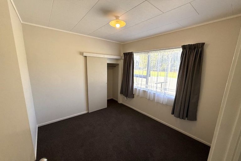 Photo of property in 1/18 Waiari Road, Conifer Grove, Takanini, 2112