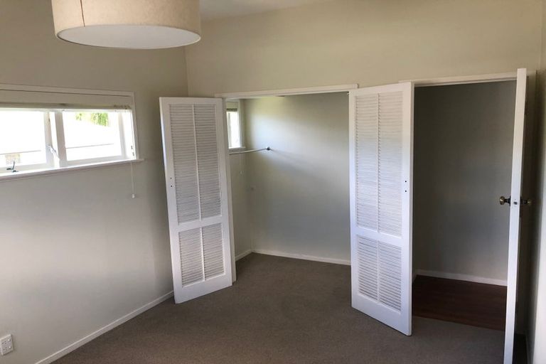 Photo of property in 12 Dowling Place, Pakuranga, Auckland, 2010