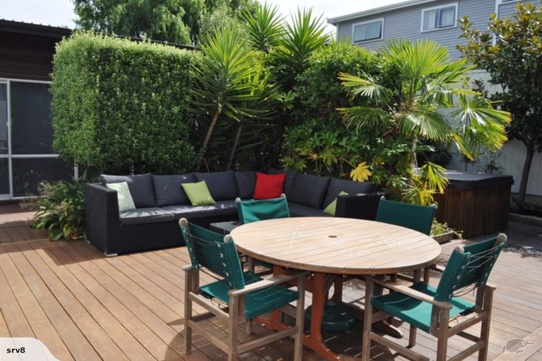 Photo of property in 29a Kiriwai Road, Paremata, Porirua, 5024