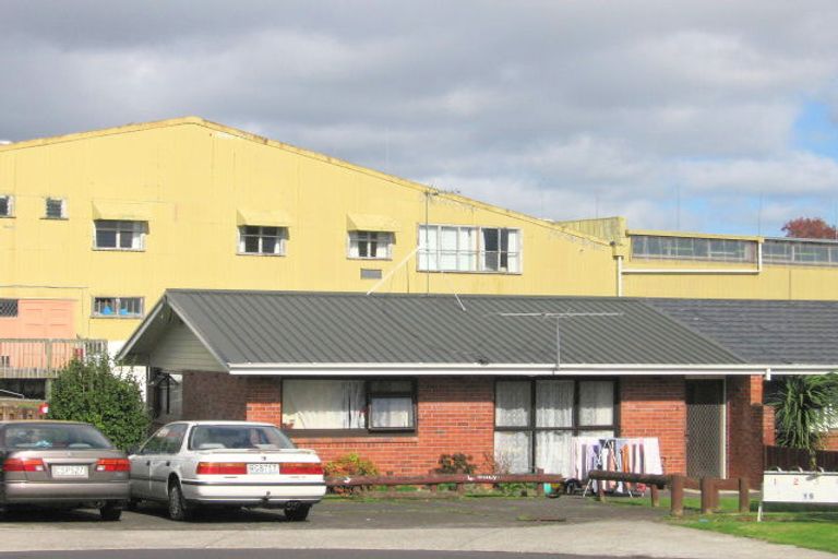 Photo of property in 4/15 Richards Avenue, Papatoetoe, Auckland, 2025