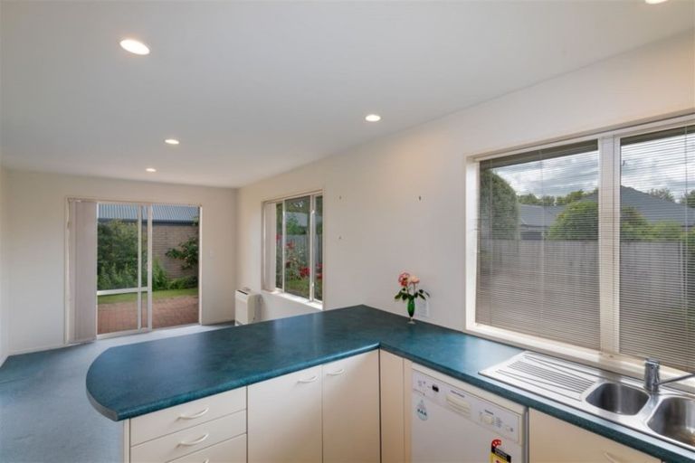 Photo of property in 147 Blighs Road, Strowan, Christchurch, 8052