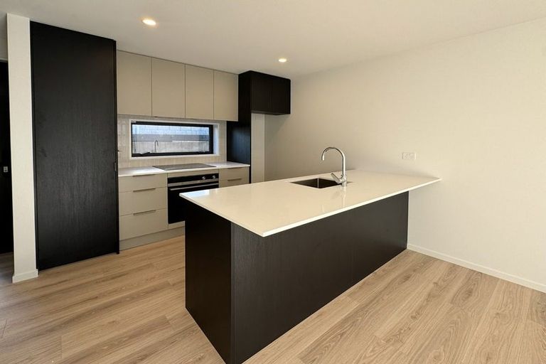 Photo of property in 8/94 Geraldine Street, Edgeware, Christchurch, 8013