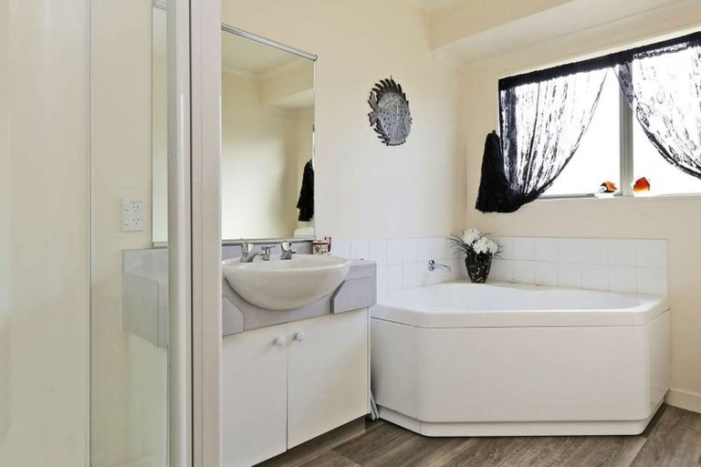 Photo of property in 3/212 Grove Road, Mayfair, Hastings, 4122