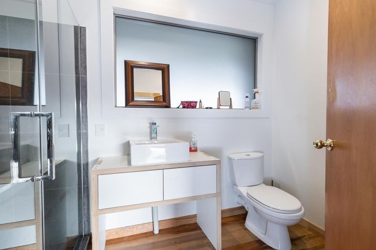 Photo of property in 38 Mcchesney Road, Arthurs Point, Queenstown, 9371