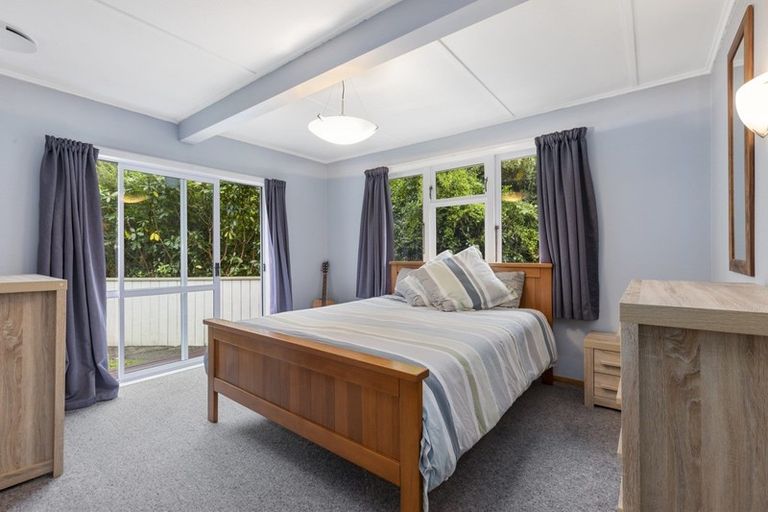 Photo of property in 40 Holborn Drive, Stokes Valley, Lower Hutt, 5019