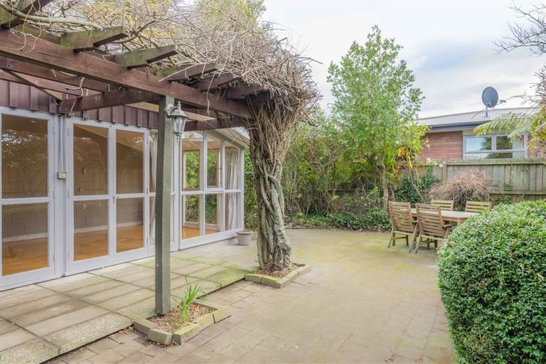 Photo of property in 101b Yaldhurst Road, Sockburn, Christchurch, 8042