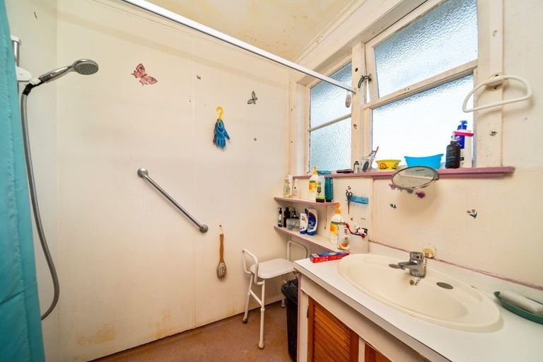 Photo of property in 6 Manchester Street, Patea, 4520