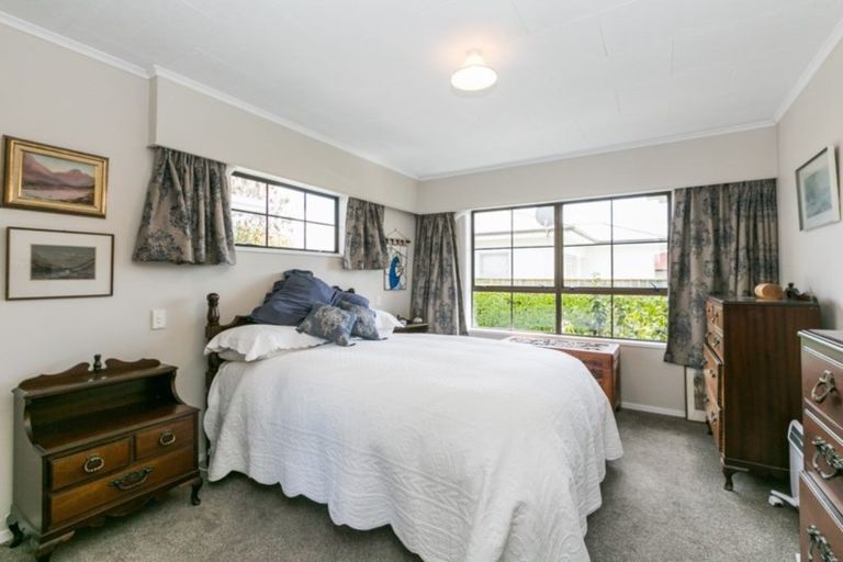 Photo of property in 1a Danvers Street, Havelock North, 4130