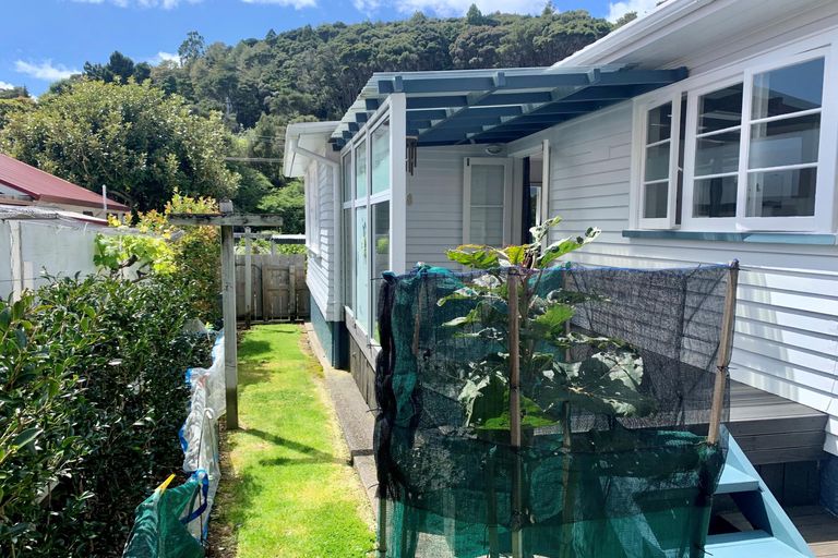 Photo of property in 19 School Road, Paihia, 0200