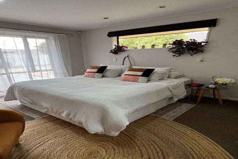 Photo of property in 57 Inwoods Road, Parklands, Christchurch, 8083