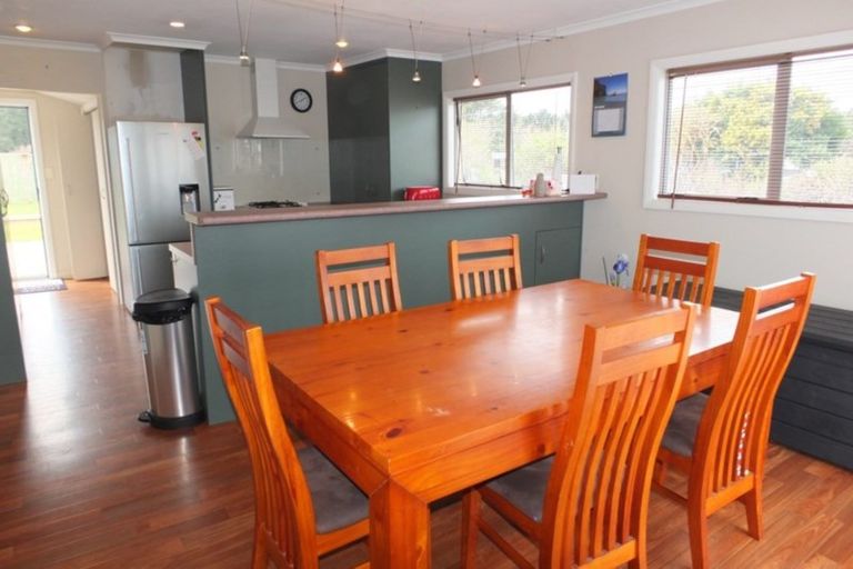 Photo of property in 25 Edinburgh Terrace, Foxton Beach, Foxton, 4815