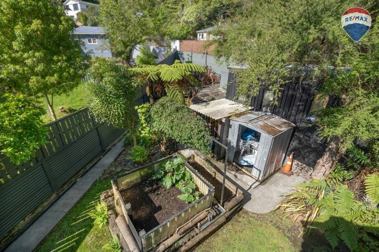 Photo of property in 7 James Grove, Stokes Valley, Lower Hutt, 5019
