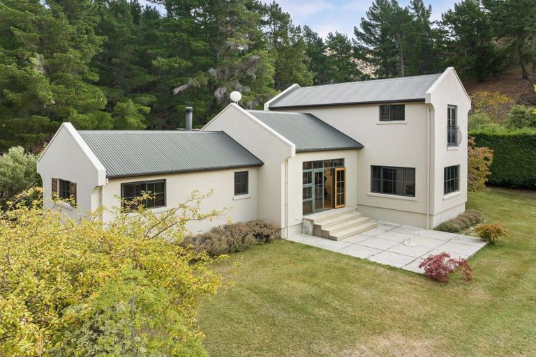 Photo of property in 2331 Luggate-cromwell Road, Queensberry, Cromwell, 9383