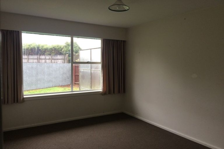 Photo of property in 809 Main North Road, Belfast, Christchurch, 8051