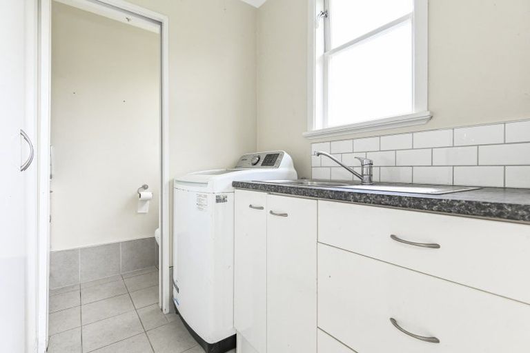 Photo of property in 205 Kenilworth Road, Mayfair, Hastings, 4122