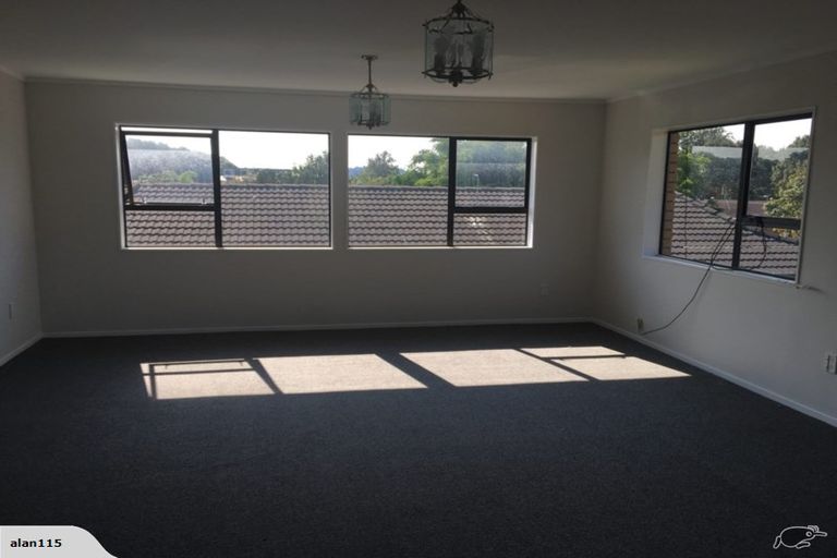 Photo of property in 3/9 Coronation Road, Mangere Bridge, Auckland, 2022