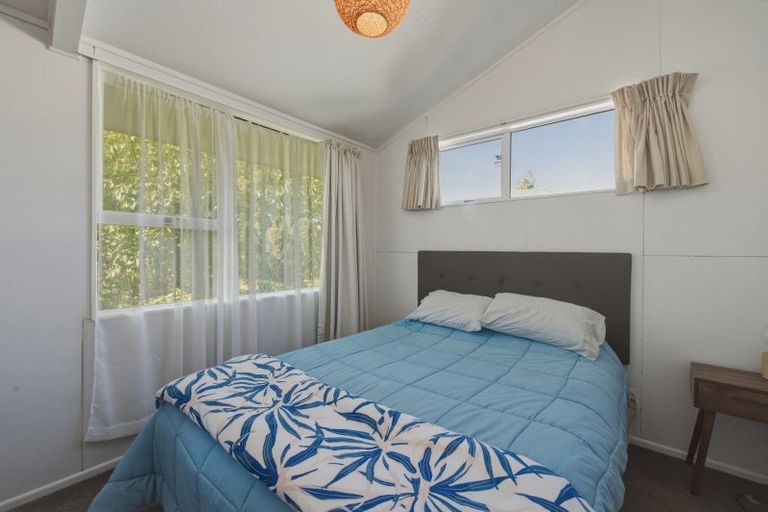 Photo of property in 14 Ogilvie Road, Kinloch, Taupo, 3377