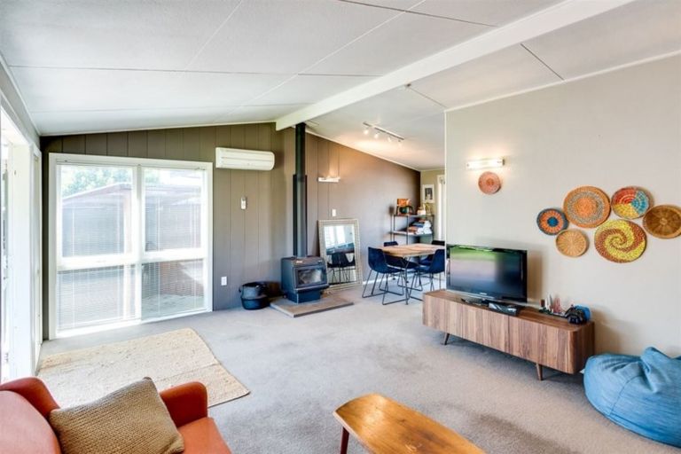 Photo of property in 50 Meeanee Road, Taradale, Napier, 4112