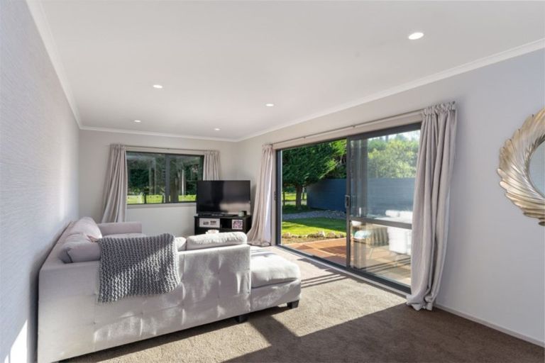 Photo of property in 45a Costley Street, Carterton, 5713