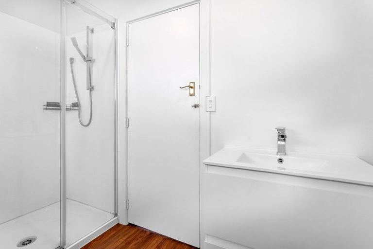 Photo of property in 18 Bond Street, Waltham, Christchurch, 8023