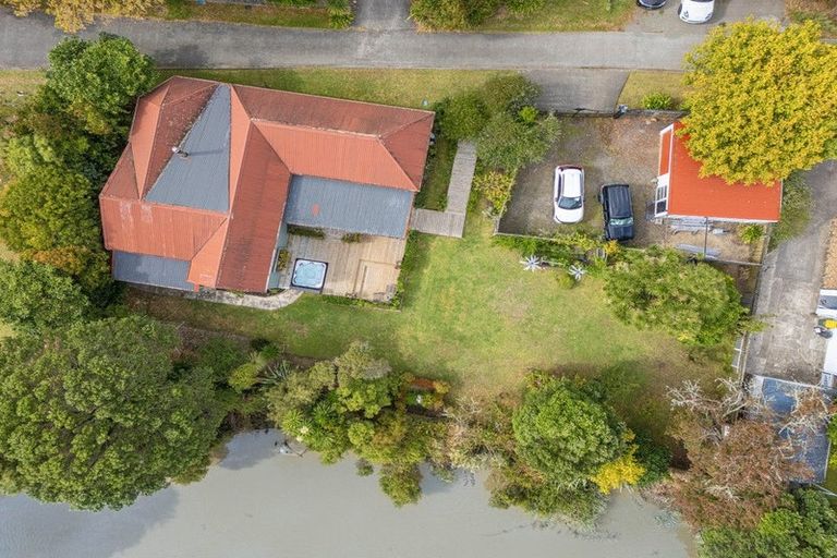 Photo of property in 1 Green Lane, Helensville, 0800