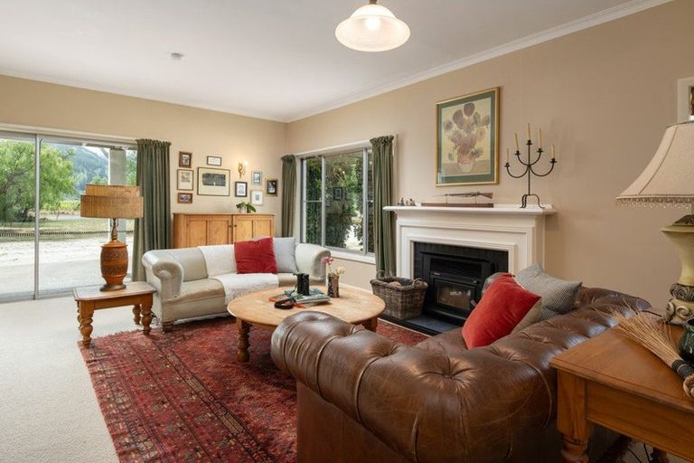 Photo of property in 2 Neal Road, Rarangi, Blenheim, 7273