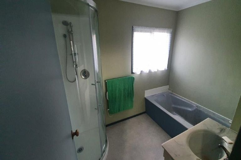 Photo of property in 688 Kahikatea Flat Road, Waitoki, Kaukapakapa, 0871