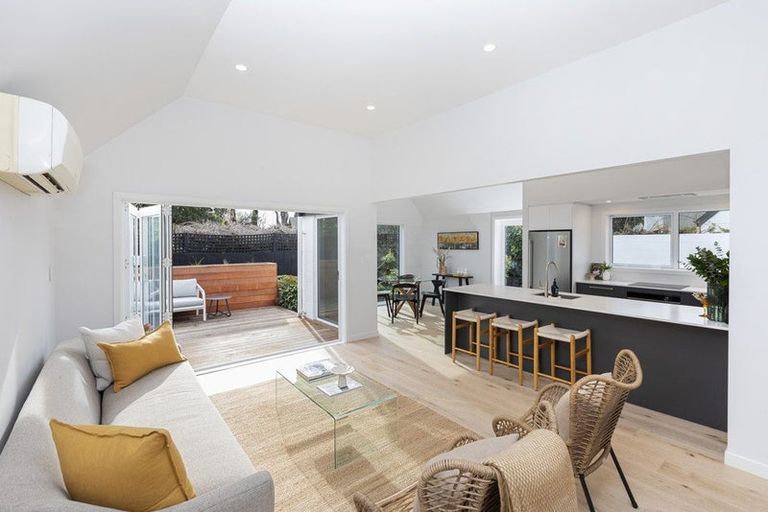 Photo of property in 16b Makora Street, Fendalton, Christchurch, 8041