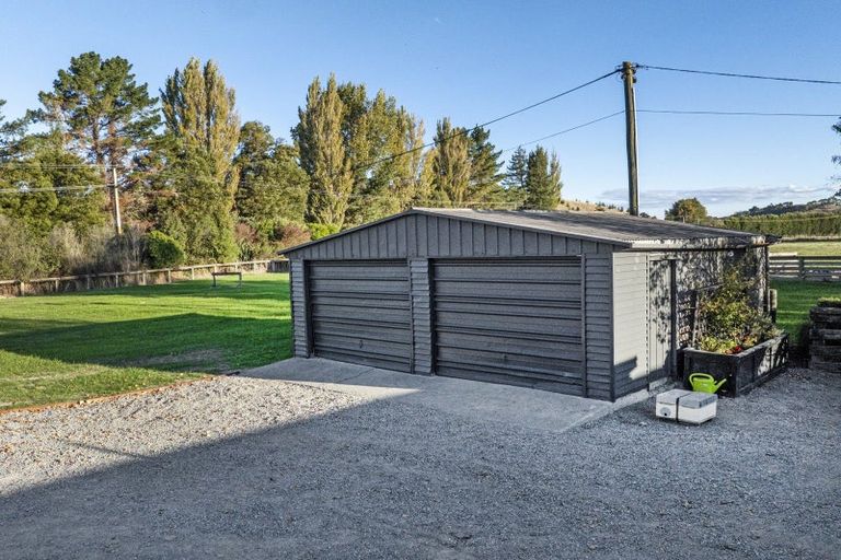 Photo of property in 357 Swamp Road, Fernhill, Napier, 4183