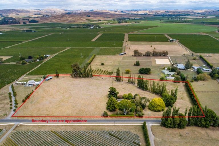 Photo of property in 235 Ngatarawa Road, Bridge Pa, Hastings, 4175