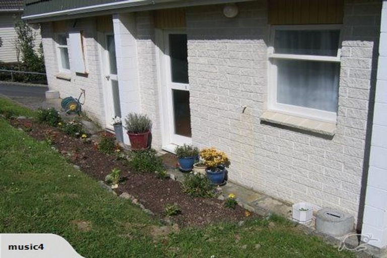 Photo of property in 2/50 Buckley Road, Southgate, Wellington, 6023