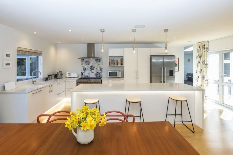 Photo of property in 6 Lodge Place, Ilam, Christchurch, 8041