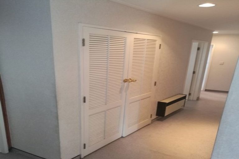 Photo of property in 12 Paulownia Place, Totara Heights, Auckland, 2105