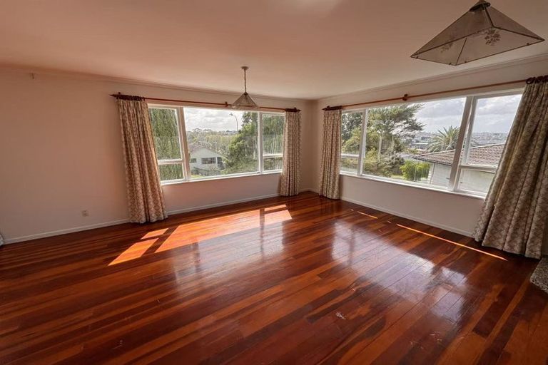 Photo of property in 30 Velma Road, Hillcrest, Auckland, 0627