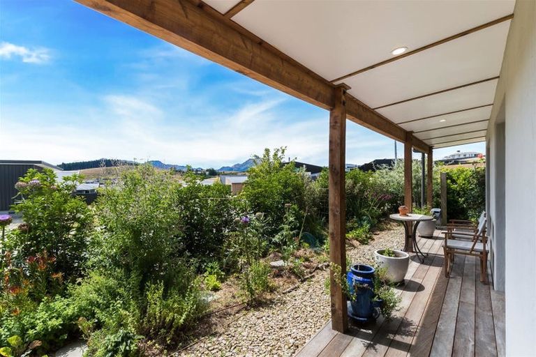 Photo of property in 25 The Heights Avenue, Wanaka, 9305