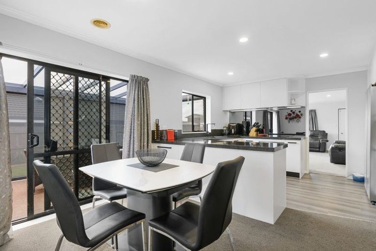 Photo of property in 75 Basley Road, Owhata, Rotorua, 3010