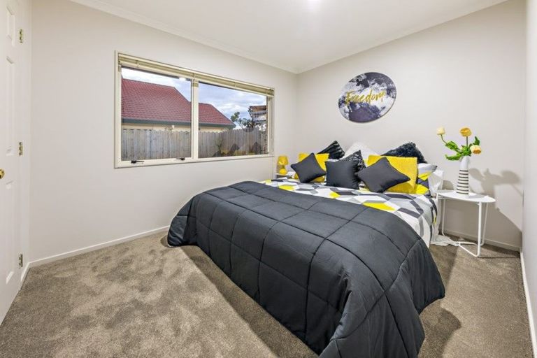 Photo of property in 31 Muirfield Street, Wattle Downs, Auckland, 2103